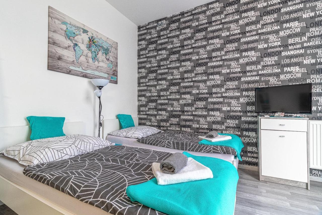 Apartament -apartment Near The Center With A Balcony Bratysława